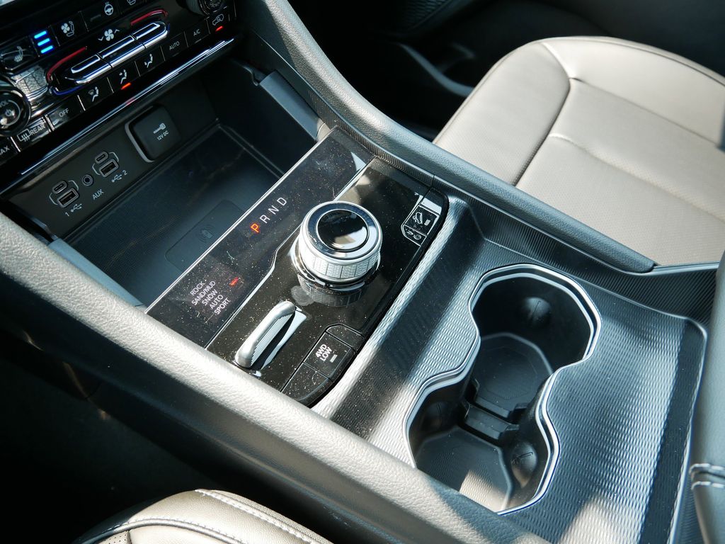 Thumbnail: 2025 Jeep Grand Cherokee - 49