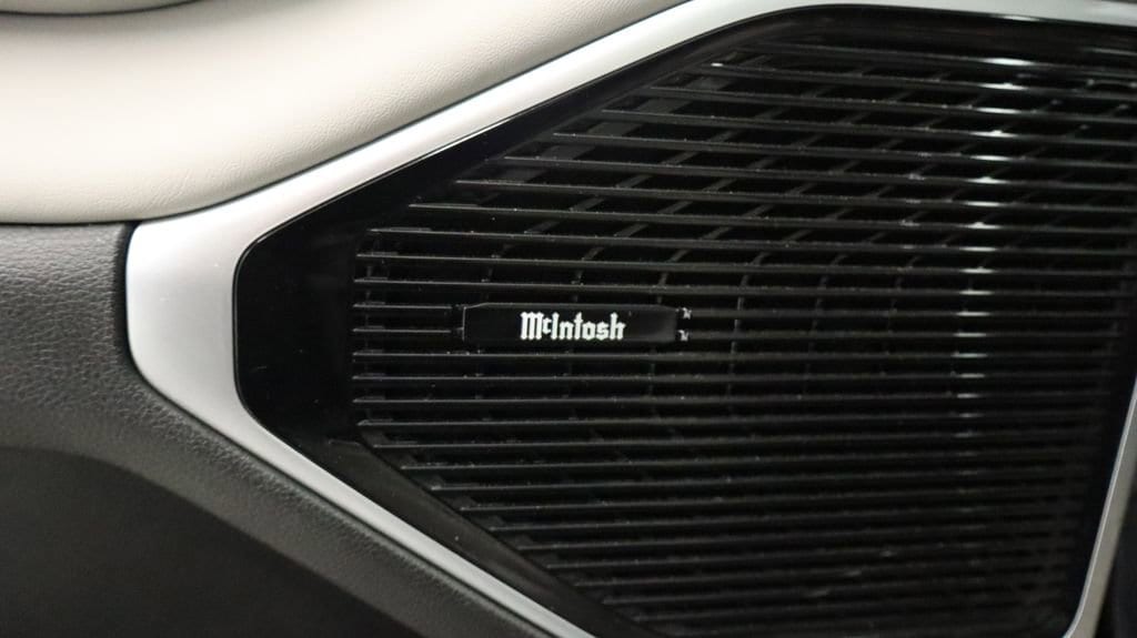 Thumbnail: 2022 Jeep Wagoneer - 35