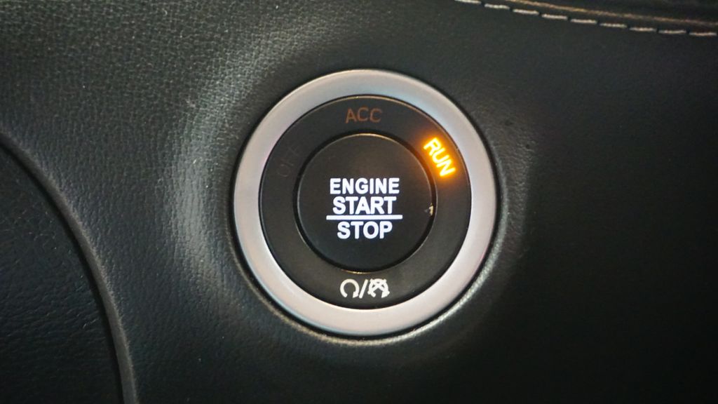 Thumbnail: 2020 Dodge Challenger - 28