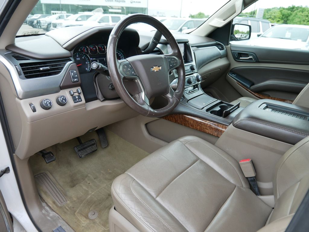 Thumbnail: 2016 Chevrolet Tahoe - 2