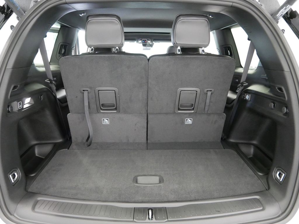 Thumbnail: 2025 Jeep Grand Cherokee L - 11