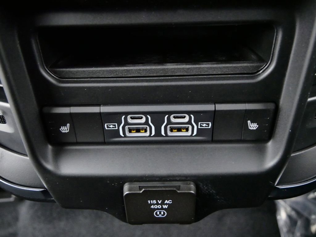Thumbnail: 2025 RAM 1500 - 32