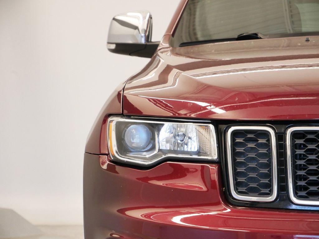 Thumbnail: 2017 Jeep Grand Cherokee - 13