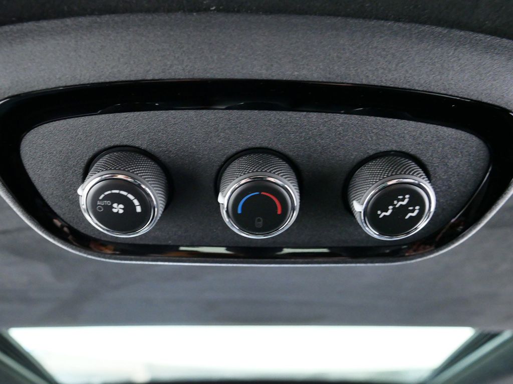 Thumbnail: 2025 Dodge Durango - 33