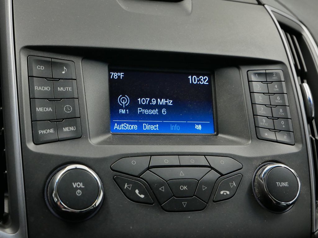 Thumbnail: 2017 Ford Edge - 29