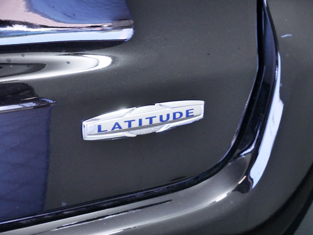 Thumbnail: 2024 Jeep Compass - 11