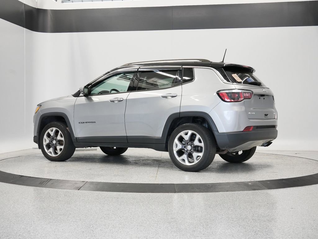 Thumbnail: 2018 Jeep Compass - 3