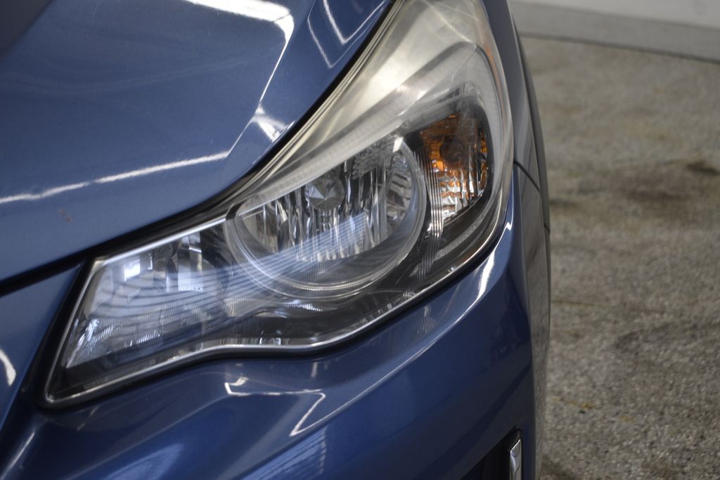 Thumbnail: 2017 Subaru Crosstrek - 18