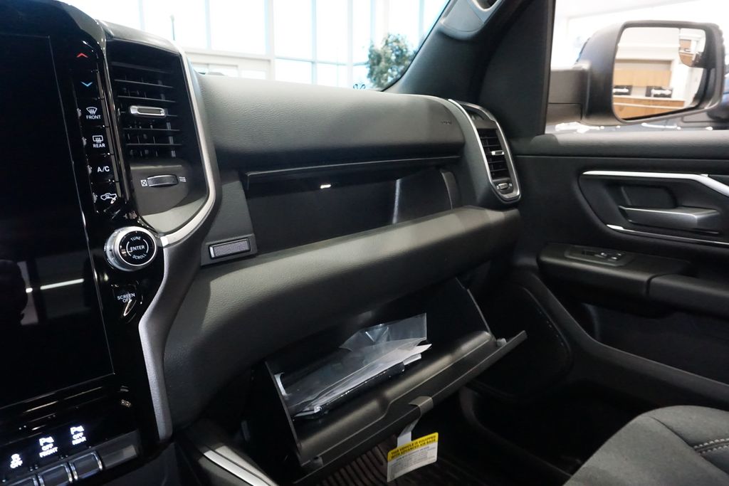 Thumbnail: 2026 RAM 1500 - 39