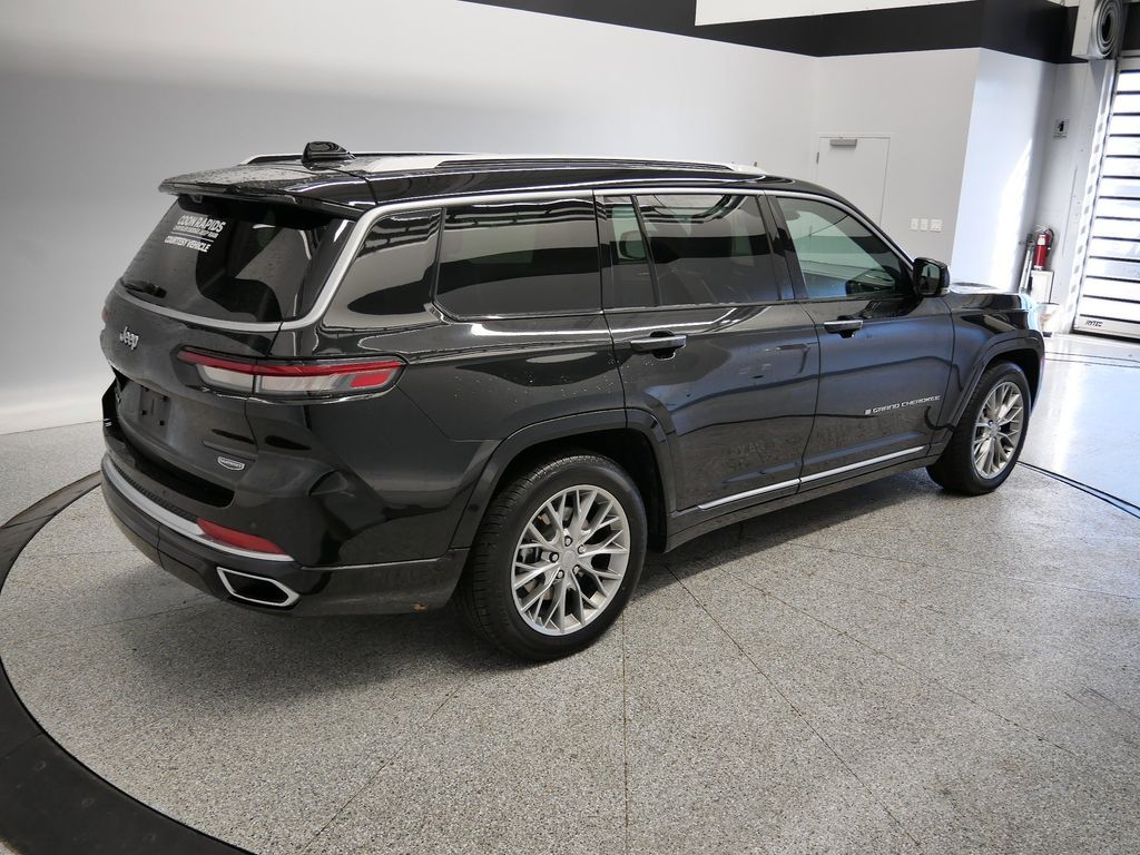 Thumbnail: 2022 Jeep Grand Cherokee L - 18