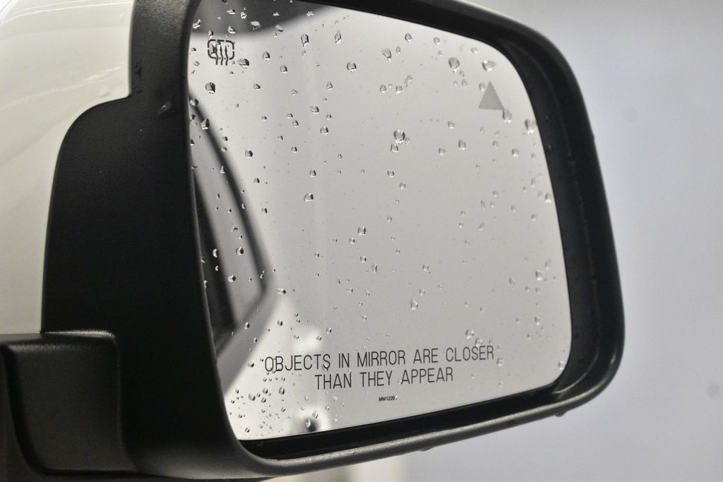 Thumbnail: 2021 Jeep Grand Cherokee - 38