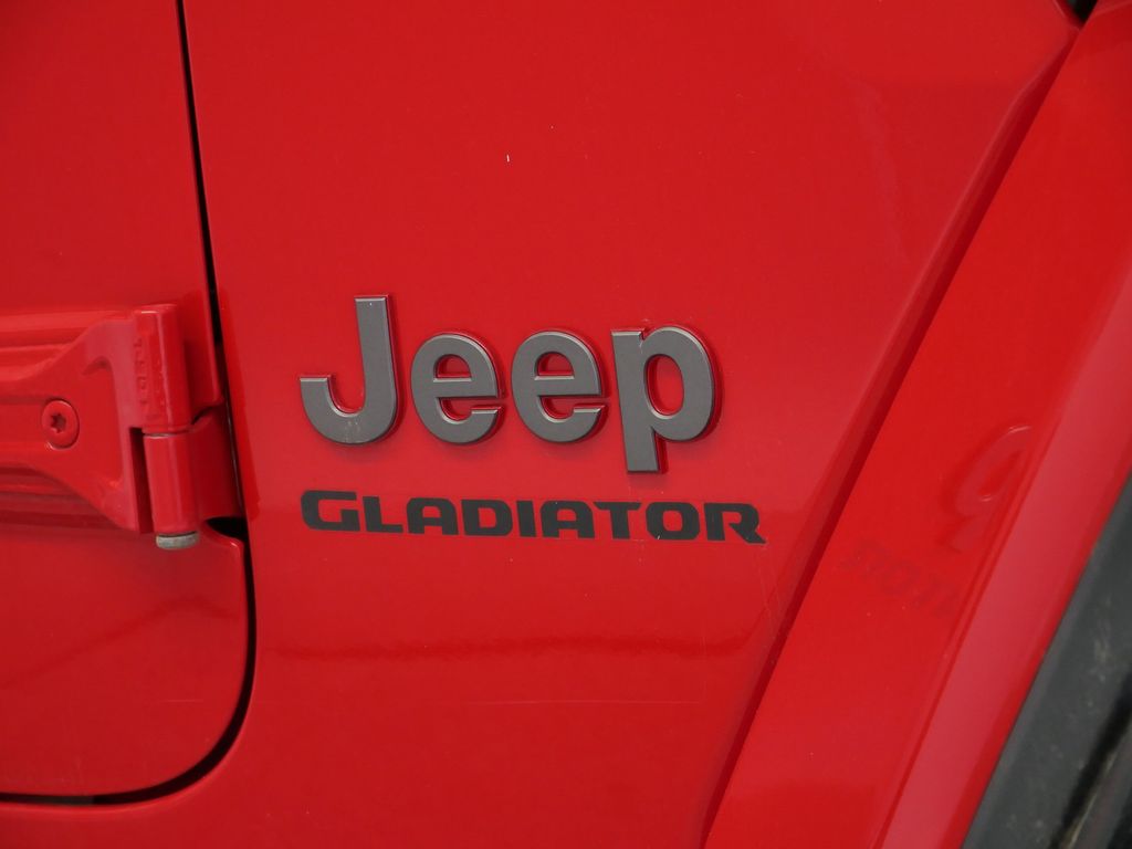 Thumbnail: 2020 Jeep Gladiator - 18
