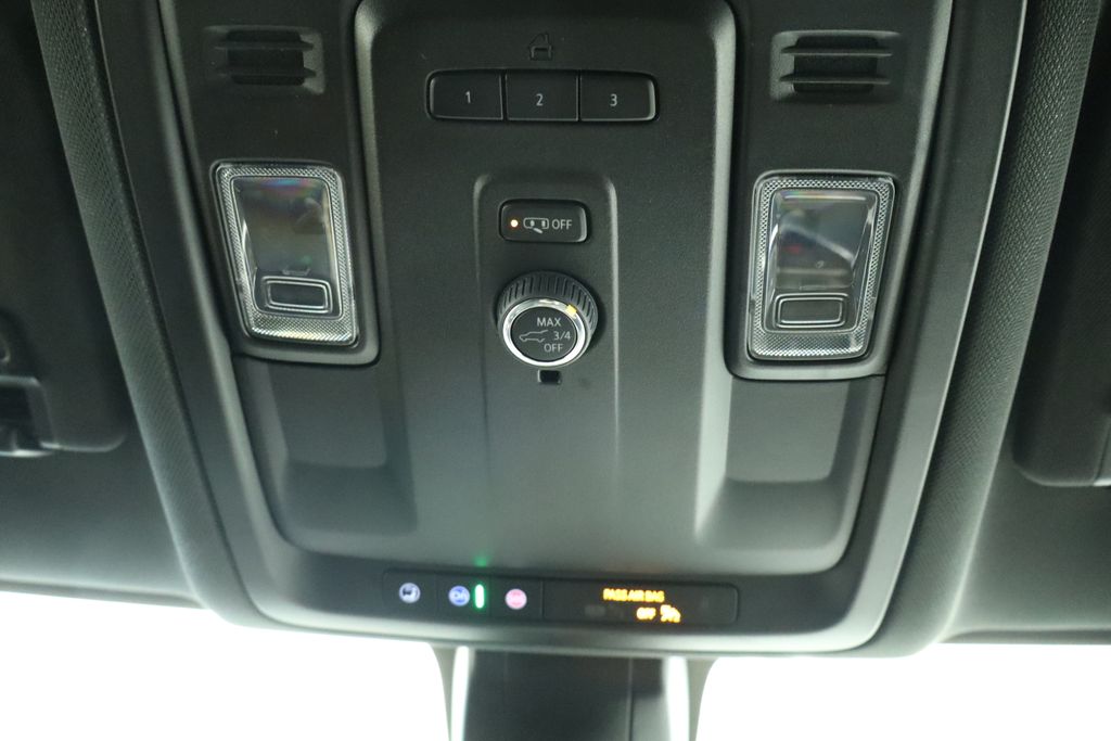 Thumbnail: 2022 Chevrolet Tahoe - 43