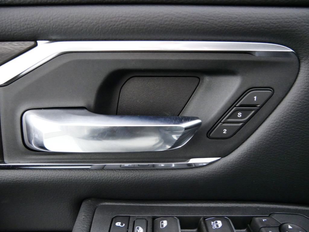 Thumbnail: 2025 RAM 1500 - 36
