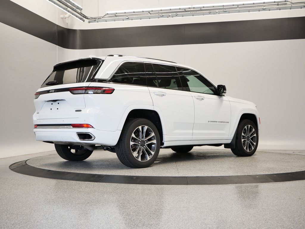 Thumbnail: 2022 Jeep Grand Cherokee - 6