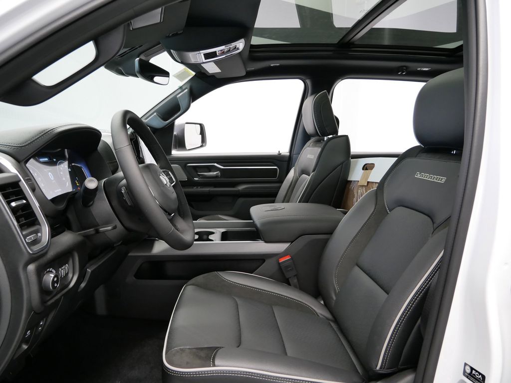 Thumbnail: 2026 RAM 1500 - 3