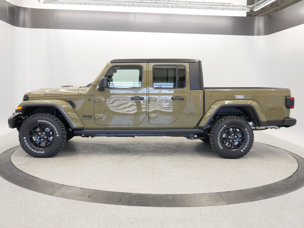 Thumbnail: 2025 Jeep Gladiator - 16