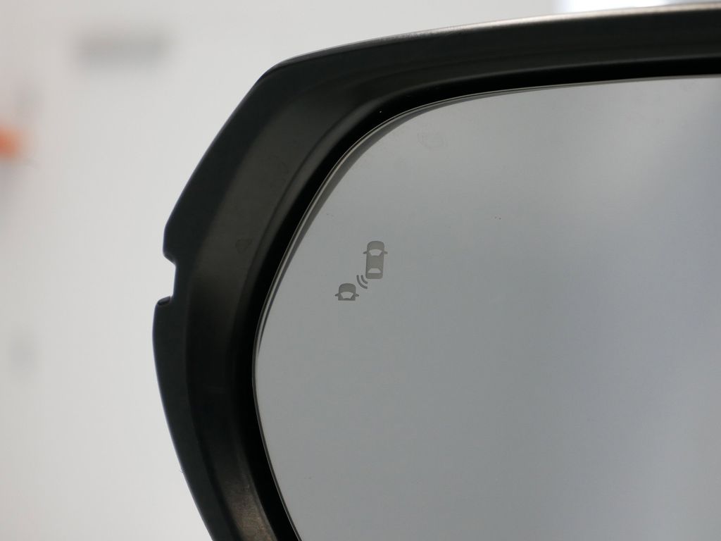 Thumbnail: 2017 Honda CR-V - 23