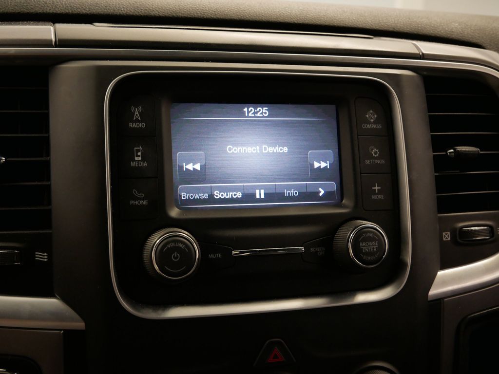 Thumbnail: 2021 RAM 1500 Classic - 23