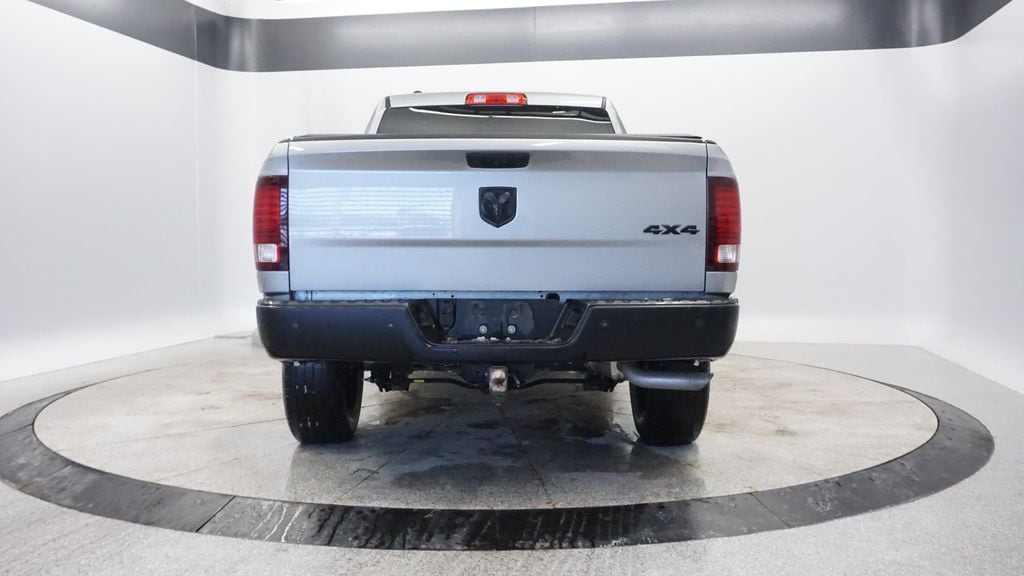 Thumbnail: 2022 RAM 1500 Classic - 4