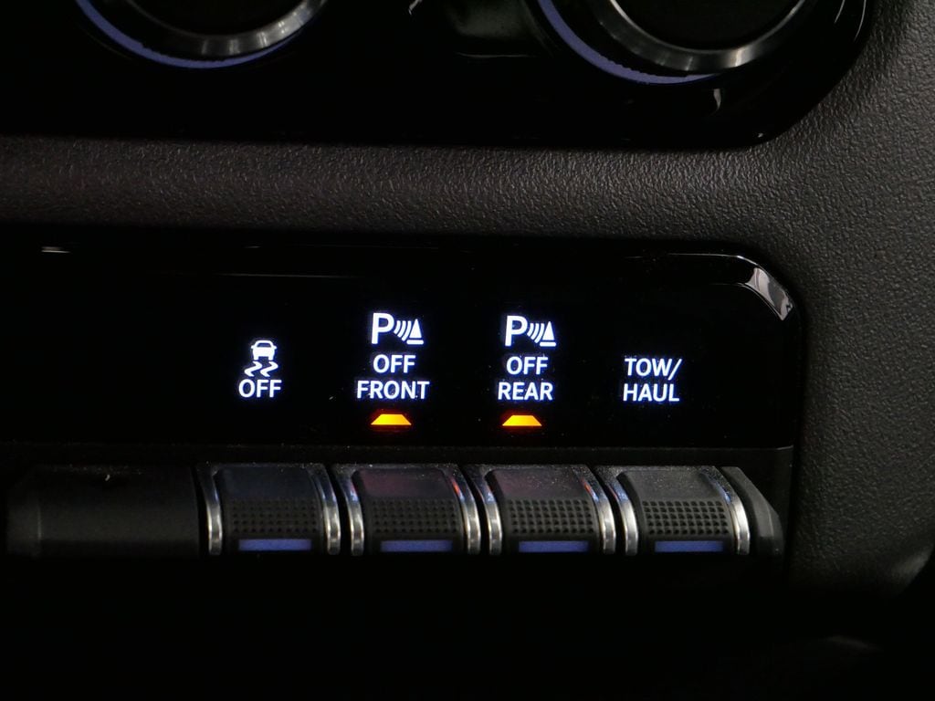 Thumbnail: 2025 RAM 1500 - 35