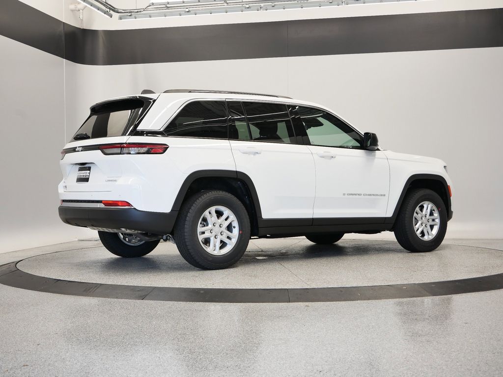 Thumbnail: 2025 Jeep Grand Cherokee - 46