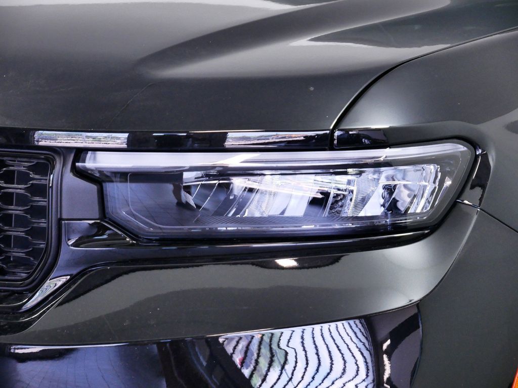 Thumbnail: 2024 Jeep Grand Cherokee - 19