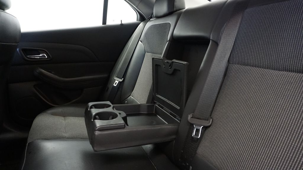 Thumbnail: 2014 Chevrolet Malibu - 29