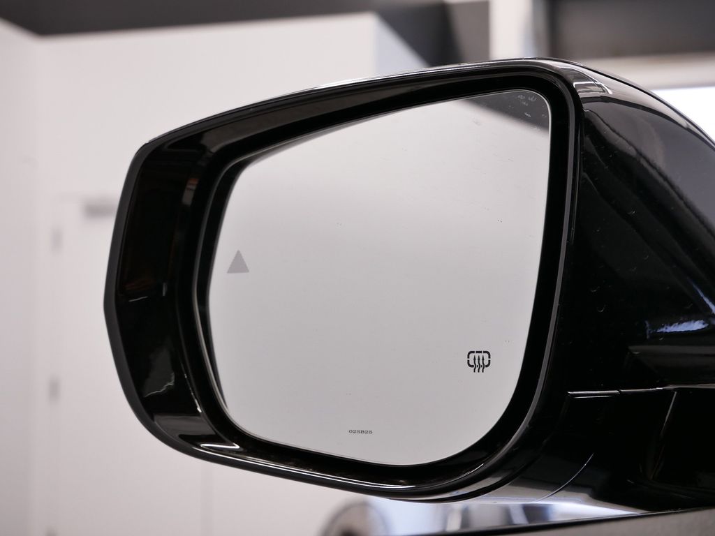 Thumbnail: 2025 Jeep Grand Cherokee L - 23