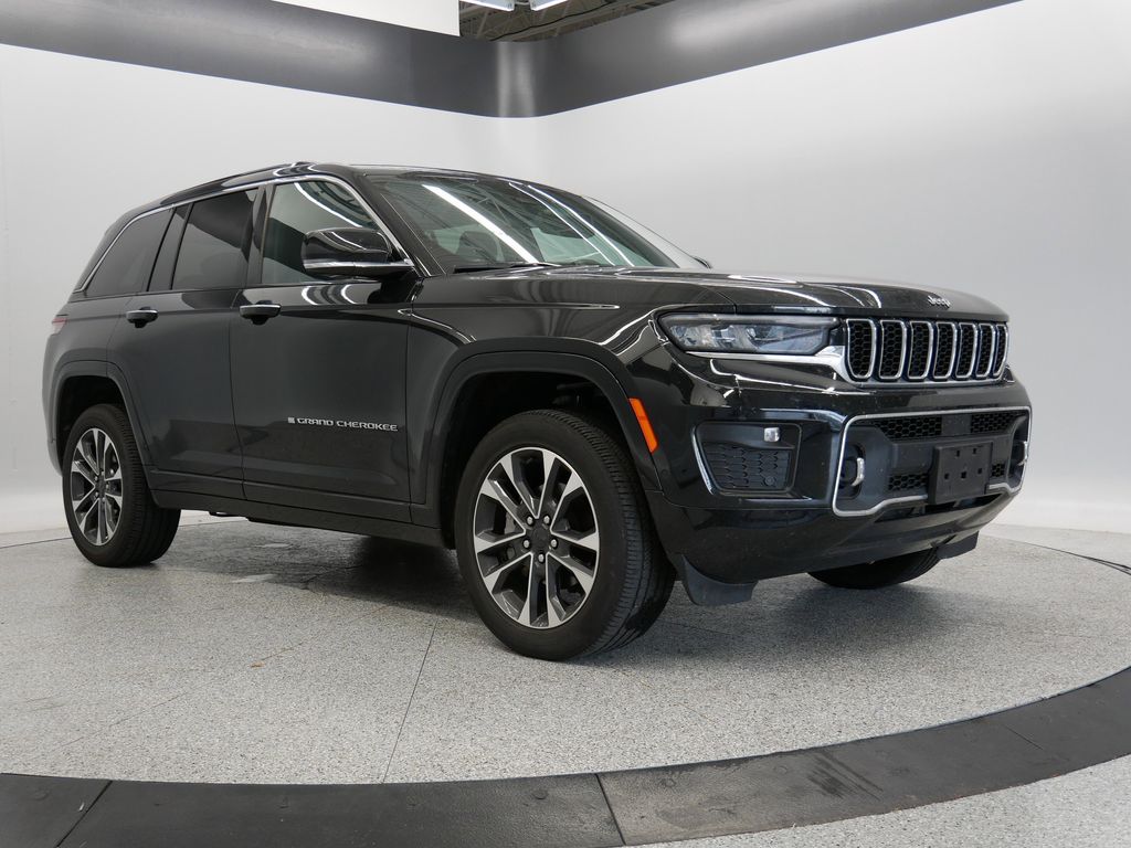 Thumbnail: 2022 Jeep Grand Cherokee - 14