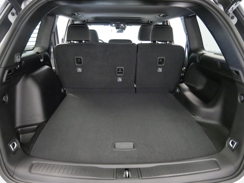 Thumbnail: 2025 Jeep Grand Cherokee - 13