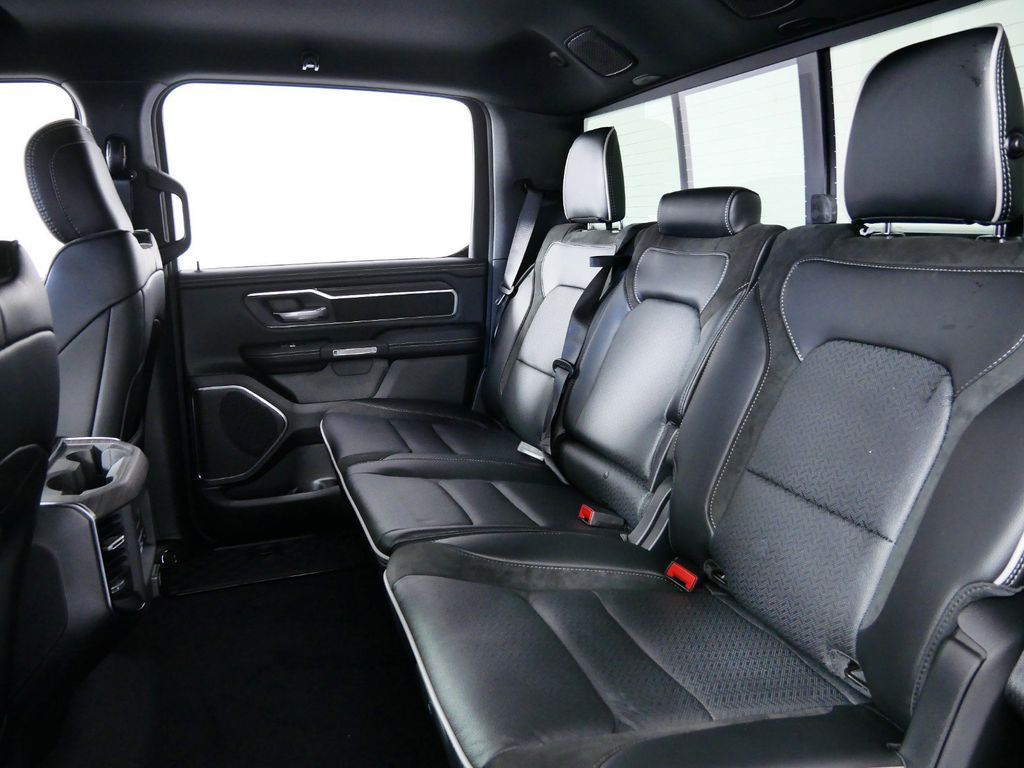 Thumbnail: 2025 RAM 1500 - 31