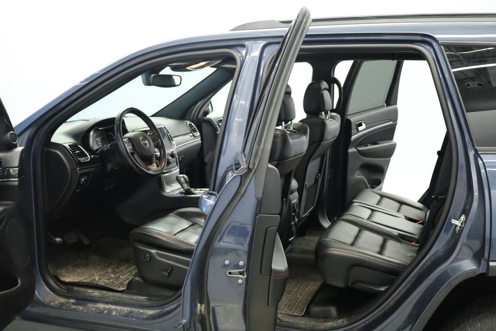 Thumbnail: 2021 Jeep Grand Cherokee - 25