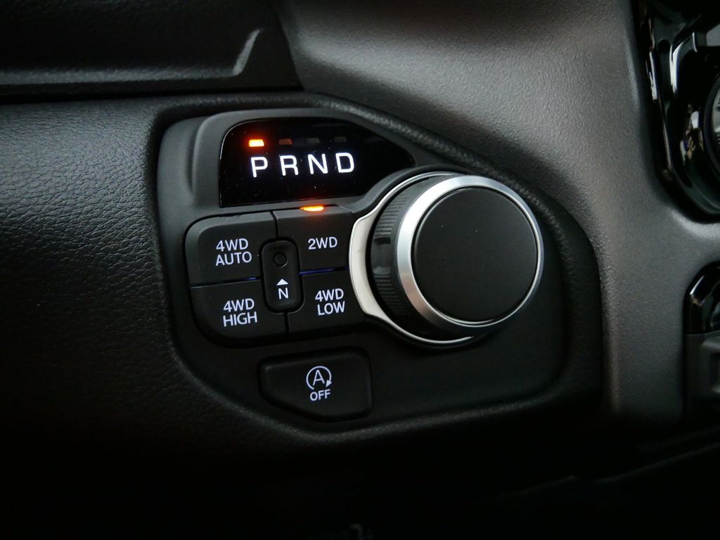 Thumbnail: 2025 RAM 1500 - 51