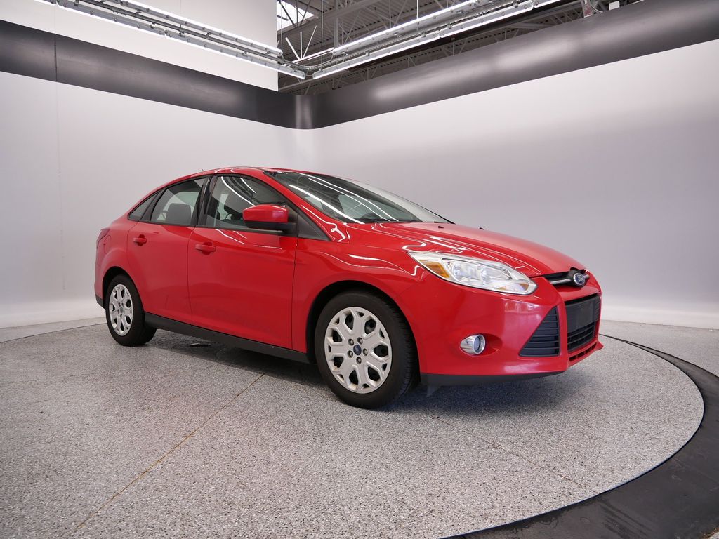 Thumbnail: 2012 Ford Focus - 16
