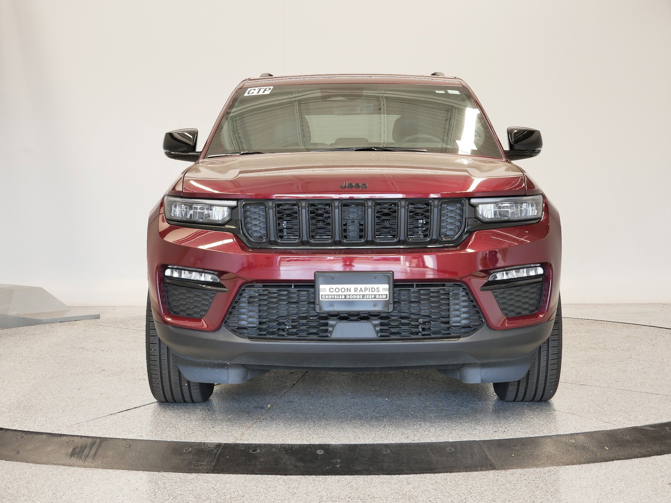 Thumbnail: 2025 Jeep Grand Cherokee - 10