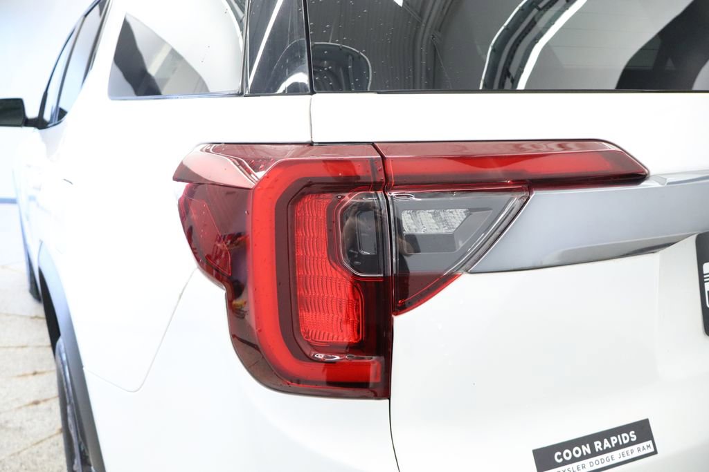 Thumbnail: 2022 GMC Acadia - 22