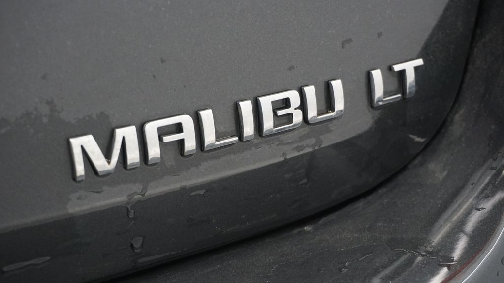 Thumbnail: 2014 Chevrolet Malibu - 19