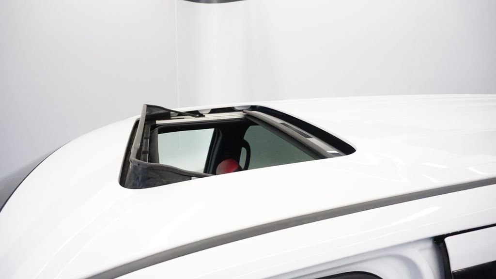 Thumbnail: 2022 Dodge Durango - 43