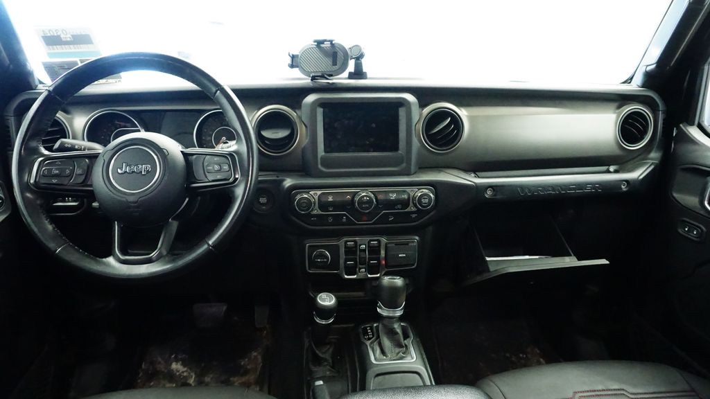 Thumbnail: 2019 Jeep Wrangler - 22