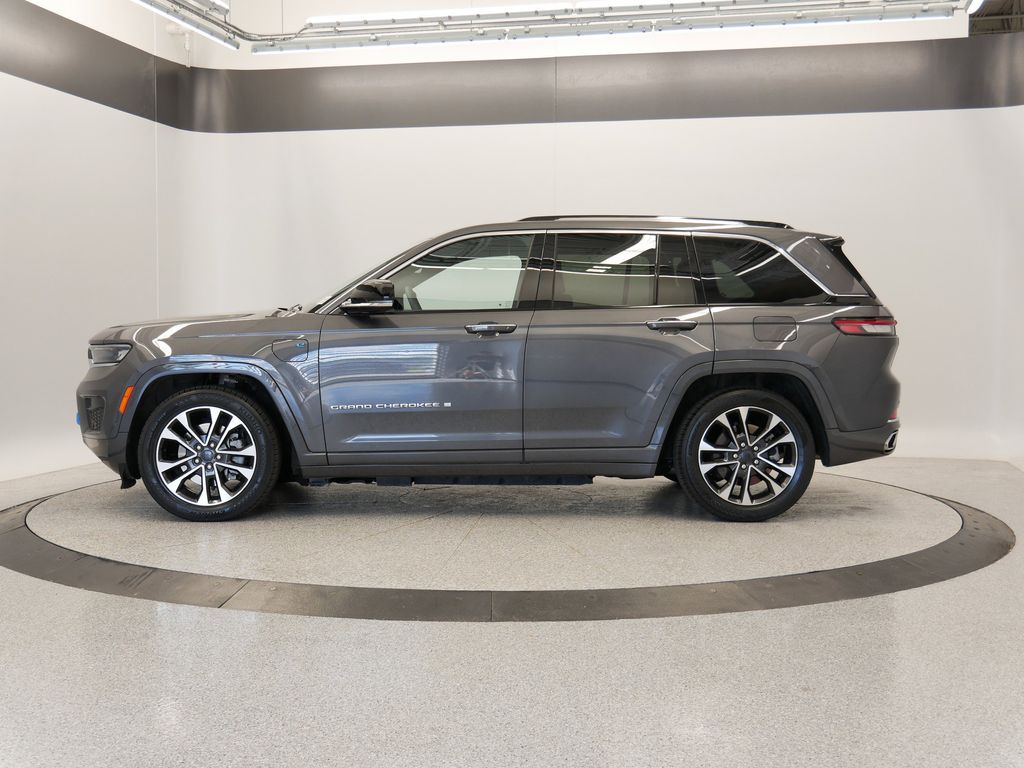 Thumbnail: 2022 Jeep Grand Cherokee - 44