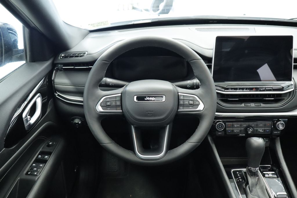 Thumbnail: 2024 Jeep Compass - 24
