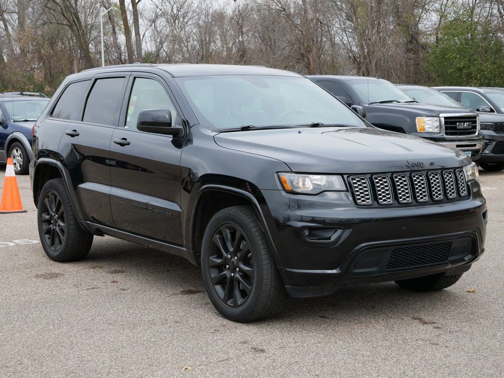 Thumbnail: 2019 Jeep Grand Cherokee - 10