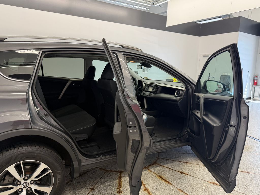 Thumbnail: 2017 Toyota RAV4 - 13