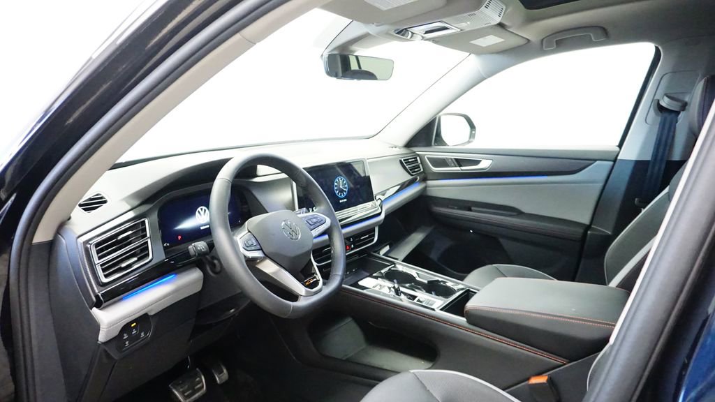 Thumbnail: 2024 Volkswagen Atlas - 27