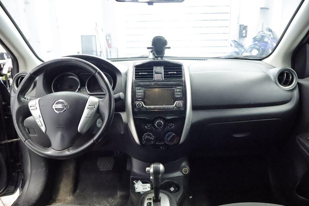 Thumbnail: 2018 Nissan Versa - 20