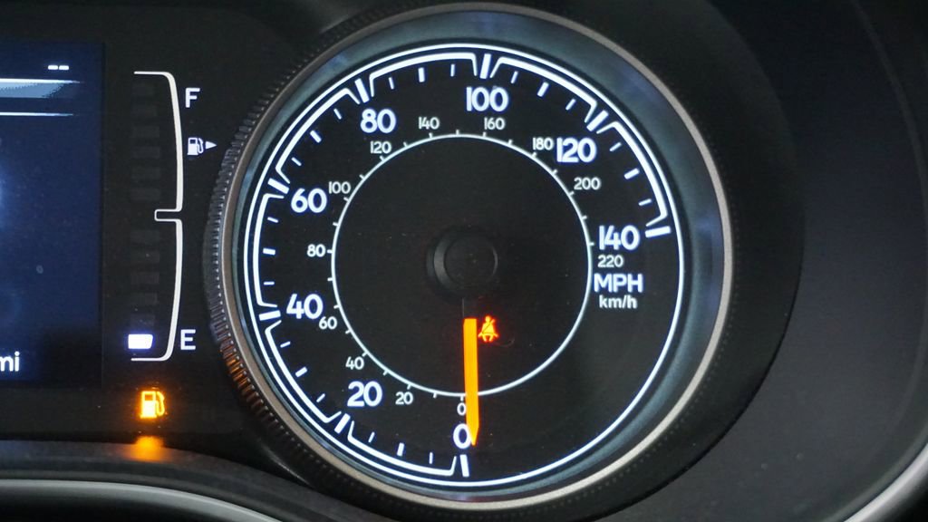 Thumbnail: 2019 Jeep Cherokee - 37