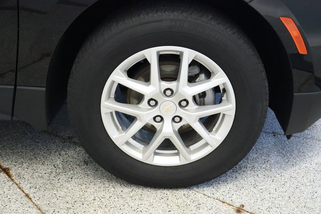 Thumbnail: 2023 Chevrolet Equinox - 14