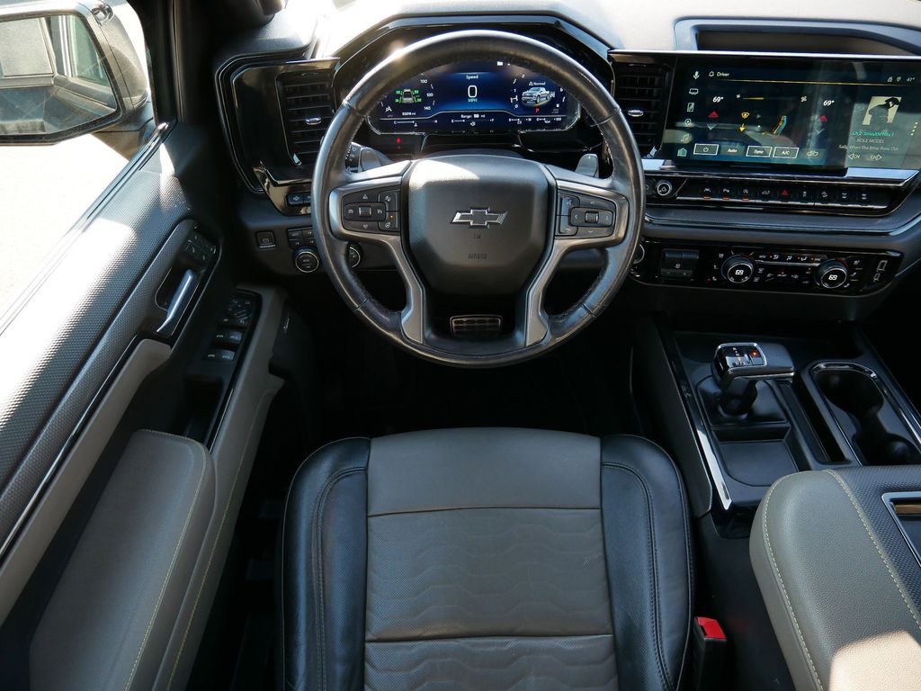 Thumbnail: 2022 Chevrolet Silverado 1500 - 22