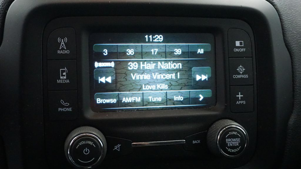 Thumbnail: 2017 Jeep Renegade - 35